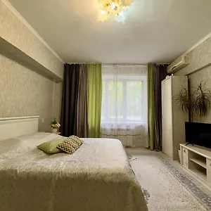 Апартаменты уютная в центре, Алматы