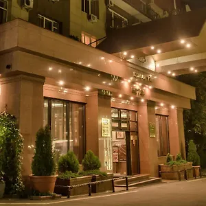 Hotel Uyut, Alma-Ata